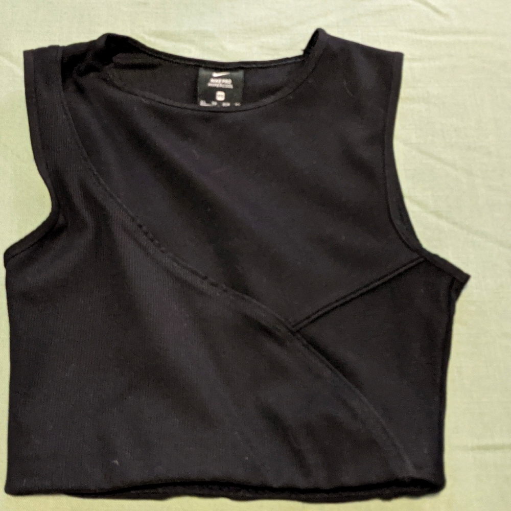 Nike top